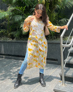 Load image into Gallery viewer, Chikankari Luxe MUL MUL CHIKANKRI KURTA💕