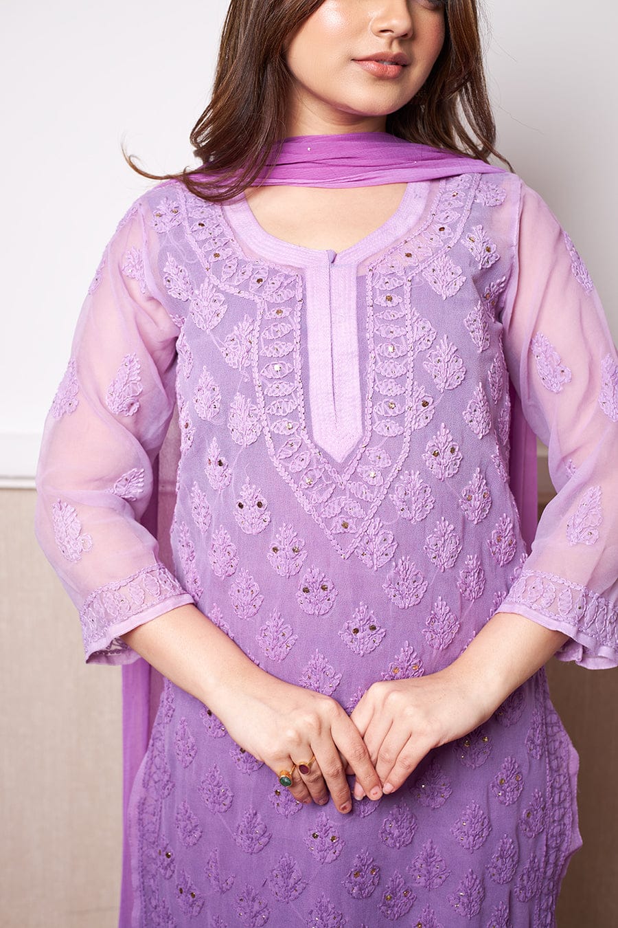Omrae Buti Jaal Georgeete Chikankari Full Suit