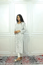 Load image into Gallery viewer, Authentic Chikankari Handcrafted modal Kurti