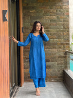 Load image into Gallery viewer, Fenil Umrigar In Modal Cotton Co-ord Set