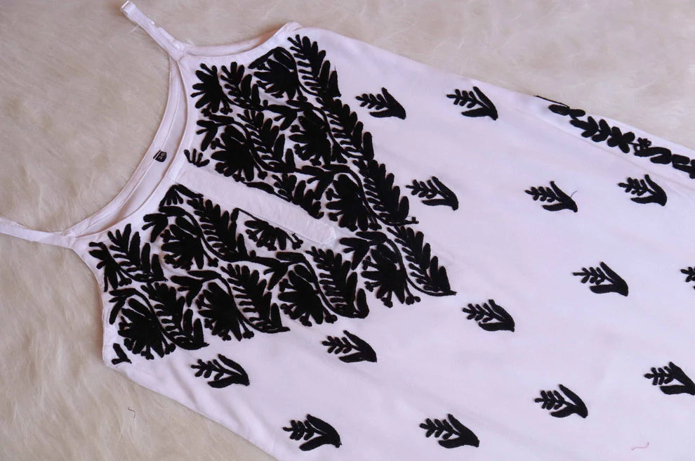 ASUHANI Maroon Sleeveless Rayon Kurta Pant set