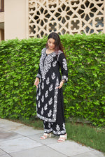 Load image into Gallery viewer, Persian Knot Cotton Co-ord Set

