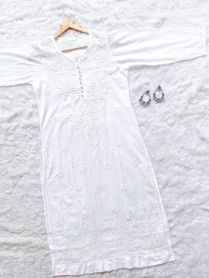 Vaani White Chikankari Cotton Straight Kurti – Inspired by Saiyaara Elegance