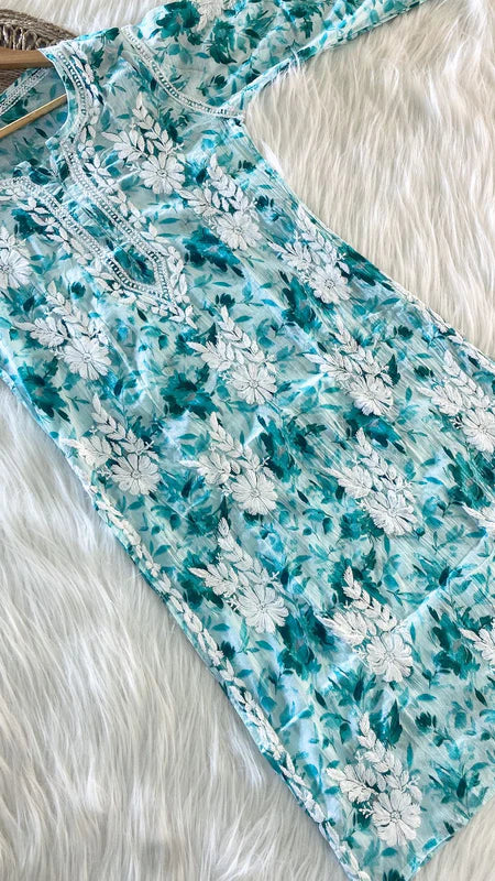 Neitra hand-embroidered malmal Kurti