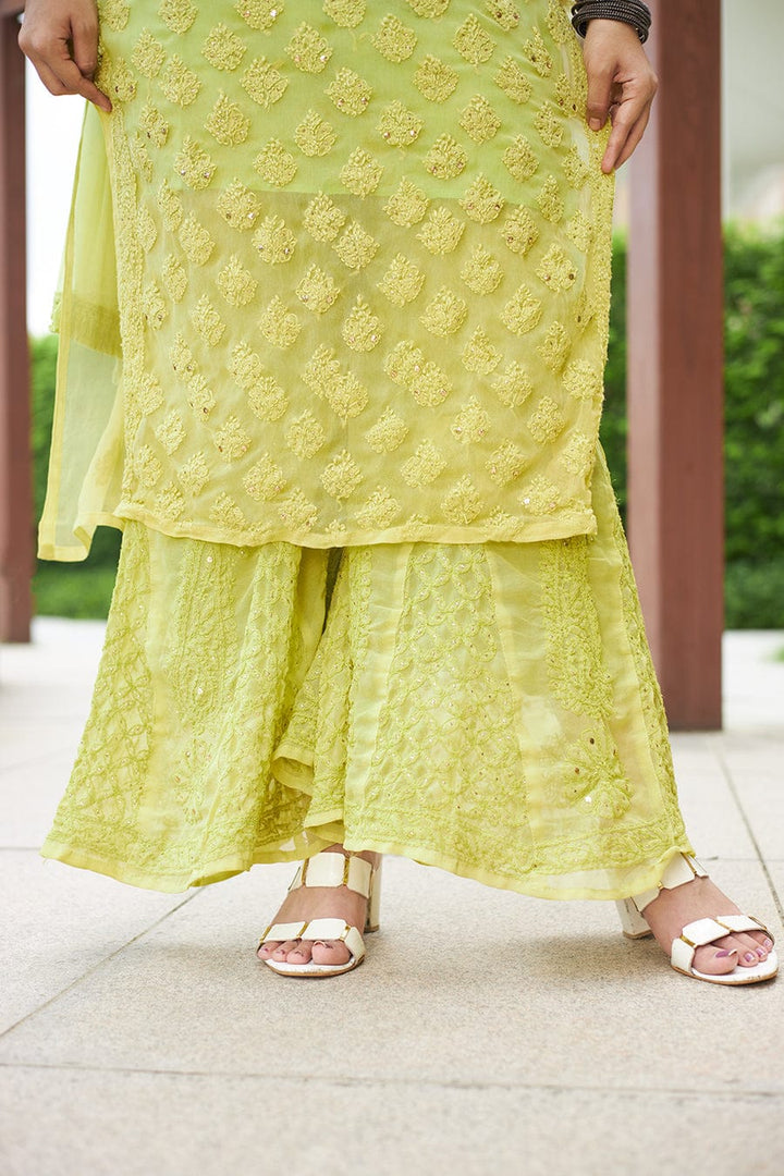 Omrae Buti Jaal Georgeete Chikankari Full Suit