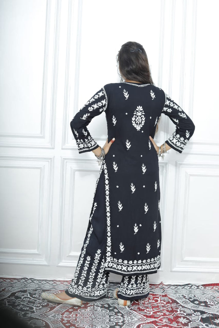 Chikankari Luxe PREMIUM HEAVY SOFT MODAL KURTI SET