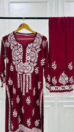 Load image into Gallery viewer, PREMIUM RIYON HANDCREAFTEDCHUKANKARI KURTI SET WITH DUPATTA
