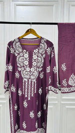 Load image into Gallery viewer, PREMIUM RIYON HANDCREAFTEDCHUKANKARI KURTI SET WITH DUPATTA
