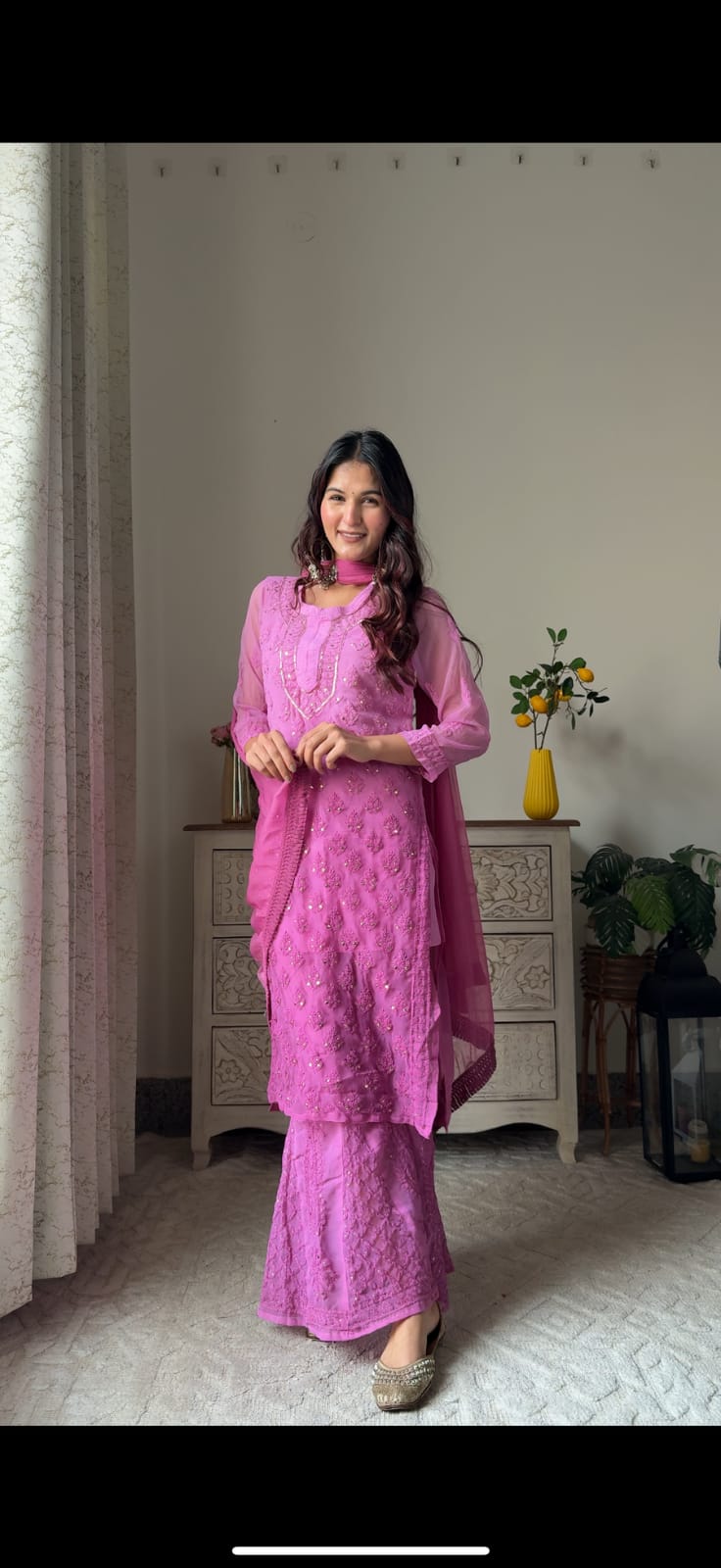 Omrae Buti Jaal Georgeete Chikankari Full Suit (Copy)