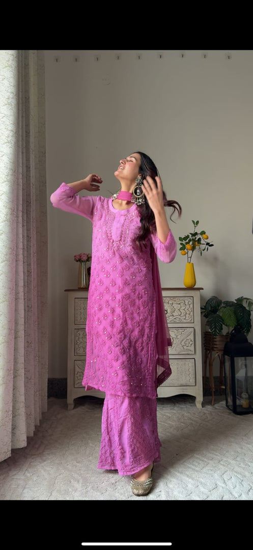 Omrae Buti Jaal Georgeete Chikankari Full Suit